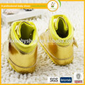 Симпатичные ботинки младенца на лучшей цене симпатичные младенческие ботинки мальчиков мальчиков
